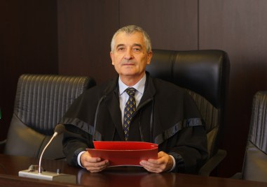 Съдията в Окръжен съд Пловдив Христо Симидчиев получи отличие