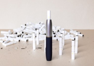 Акцизът на нагреваемите тютюневи изделия по познати като бездимни цигари да