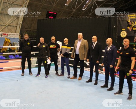 Кметът Здравко Димитров  откри Държавното първенство по кикбокс за Купа Бултрас