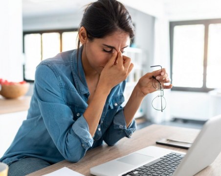 Служители отказват да се върнат в офиса