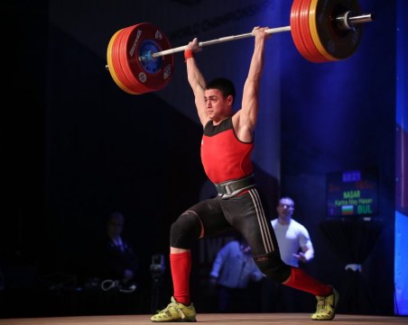 България отново има световен шампион във вдигането на тежести