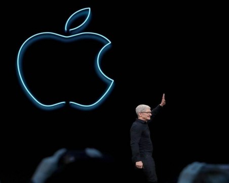 Новият iPhone SE 3 може да излезе още през март