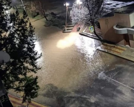 Обявиха бедствено положение в Неделино и Рудозем заради преливащи реки