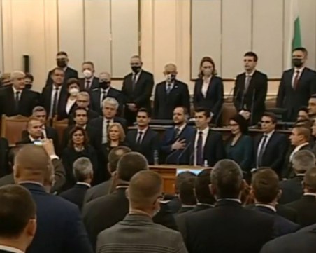 Кирил Петков бе избран за премиер на България, вече имаме редовно правителство