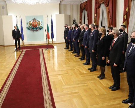 Радев към служебния кабинет: Вашата мисия е изпълнена