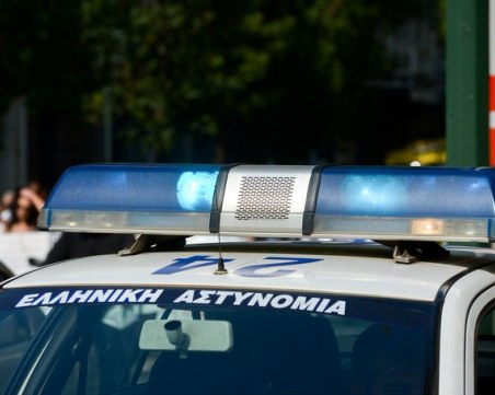 Жена откри стрелба в сладкарница в Солун, има жертва