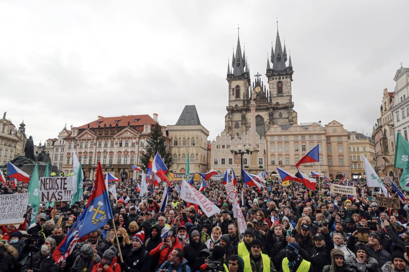 Протести в редица европейски страни срещу ограничителните мерки за COVID-19