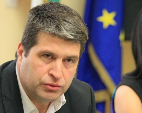 Дългогодишният говорител на НАП Росен Бъчваров напуска