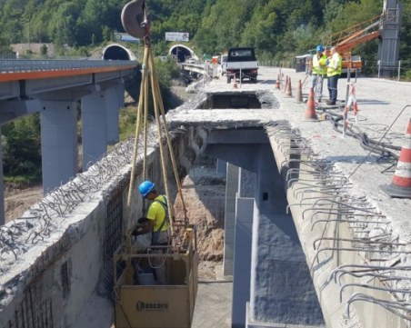 Наблюдаващите прокурори по случая АМ 