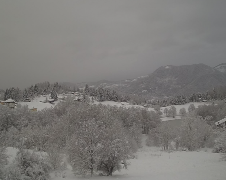 Над 50 населени места в Смолянско са без ток, в сила е бедствено положение