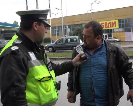 Шестима шофьори осъмнаха в ареста заради нарушения в Пловдив и областта