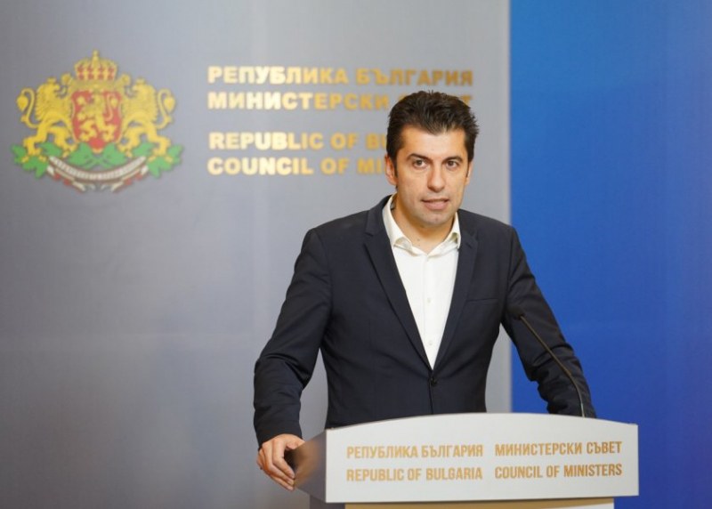 Със заповед на министър-председателя Кирил Петков са освободени трима заместник-министри.