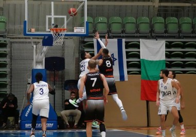 Баскетболистът на Академик Николай Николов коментира двубоя с Ирони Борихме се