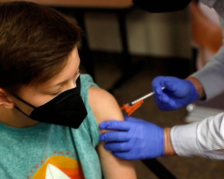 До дни: Старт на ваксинацията на деца над 5-годишна възраст