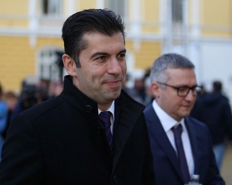 Кирил Петков заминава за Брюксел