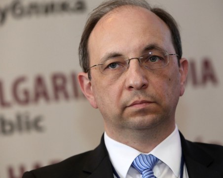 Николай Василев: Може да останем без ток и парно заради мораториума