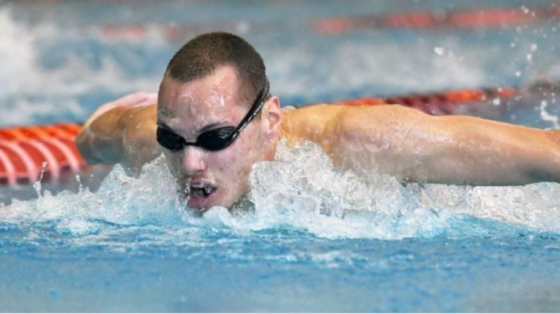 Антъни Иванов влезе във финала на 200 м. бътерфлай с национален рекорд