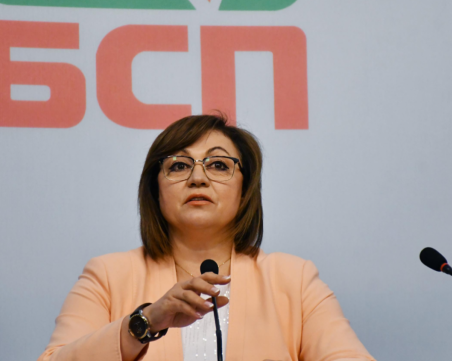Вицепремиерът Нинова иска от областния управител на Варна да спре решението за Панаира