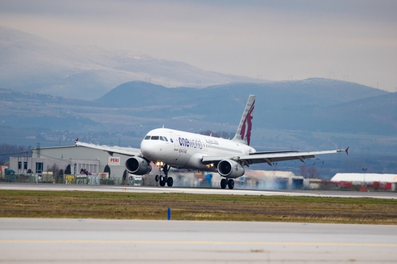 Qatar Airways празнува възобновяването на своите директни полети между Доха