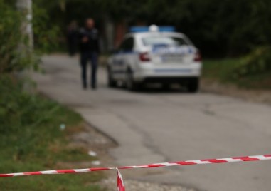 Мъж е убит в село Боснек Пернишко а извършителят се