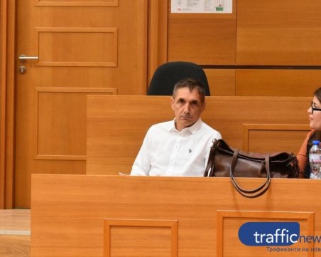 Бившият зам.-кмет Кацарски осъди Община Пловдив – не му дала талон за спиране в Капана