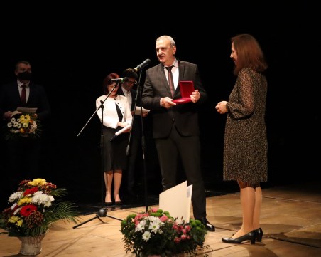 БНТ-Пловдив отбеляза 50-годишнината си с празник в Драматичния театър