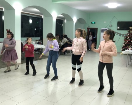 Младежкият клуб в село Марково отвори врати след ремонт