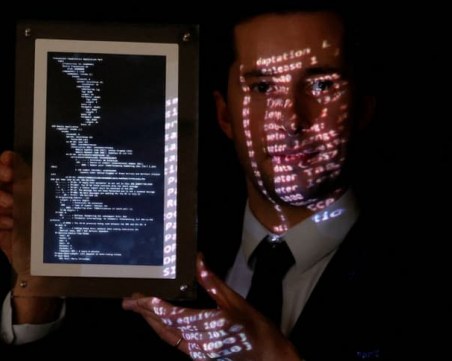 Първият SMS в света бе продаден на търг за €107 000