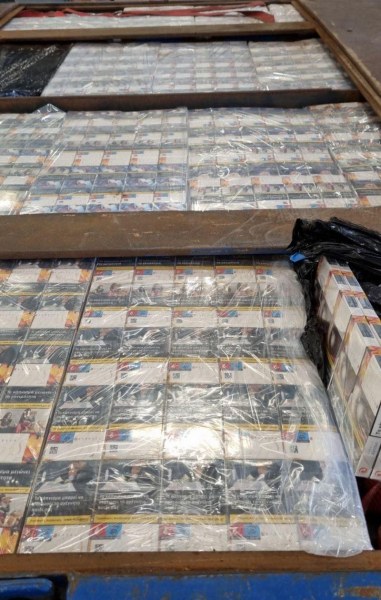 679 400 къса контрабандни цигари са открити в тайник на товарен