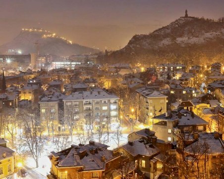 Честито Рождество Христово! С Любов и Вяра да преминем през изпитанията