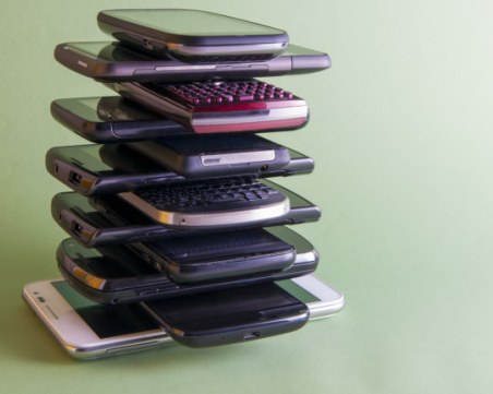 Какво да очакваме от пазара на смартфони през 2022 година