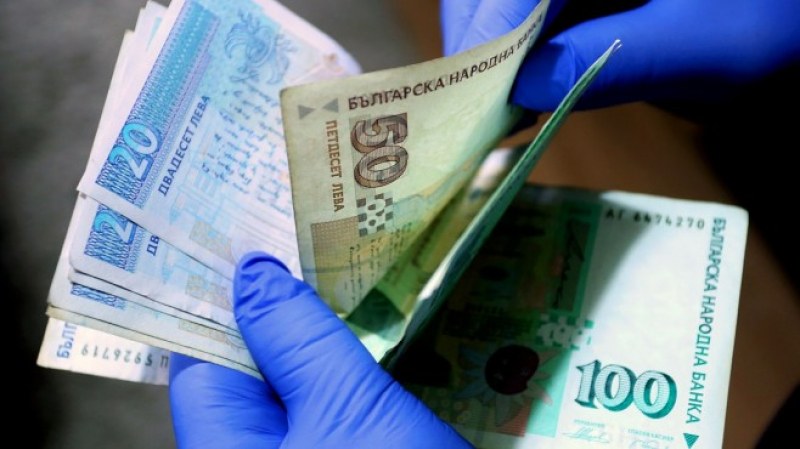 Шефът на НОИ: Добавките на пенсиите при ваксинирани ще се изплащат през февруари