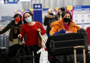 Авиокомпаниите United Airlines и Delta Air Lines отмениха стотици полети на