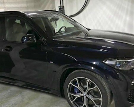 Разкриха мъжете, откраднали джипа на Росен Плевнелиев