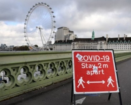 За Коледа: 122 186 нови случаи на COVID-19 във Великобритания