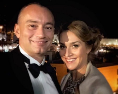 Николай Младенов стана баща на трето дете навръх Коледа