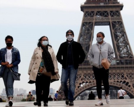 Рекорден брой новозаразени във Франция