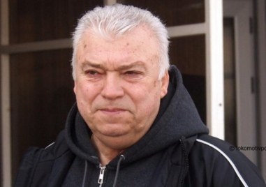Легендата на Локомотив Пловдив Христо Бонев пожела на Мартин Камбуров