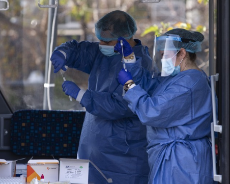 Антирекорд в Гърция – 21 657 нови случая на COVID