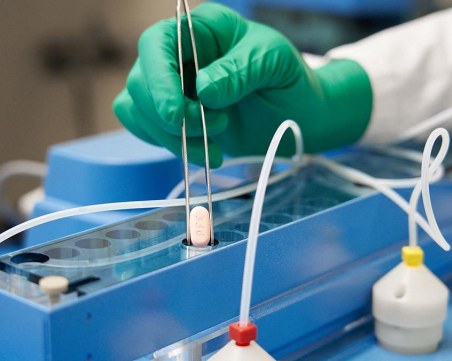 Германия купува 1 млн. опаковки от хапчето на Пфайзер, което преборва COVID за 5 дни