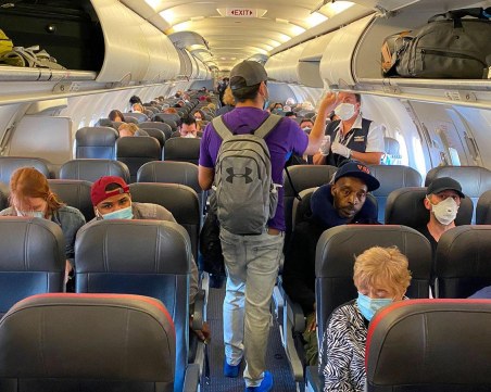 71% по-малко международни полети от Великобритания през 2021 година