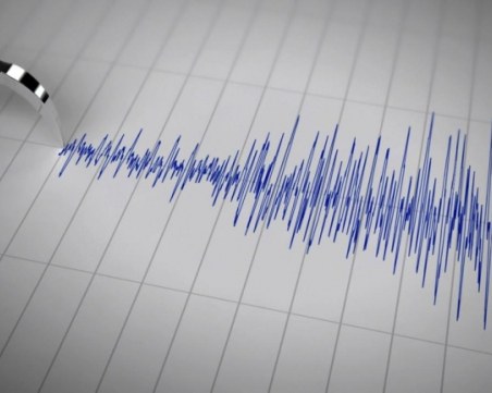 Силен трус край остров Крит