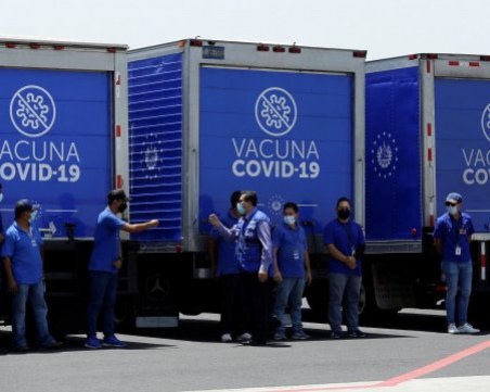 СЗО: Догодина острата фаза на COVID пандемията приключва, но вирусът ще остане