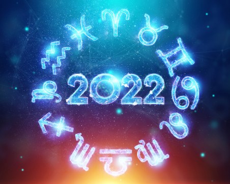 Какво очаква всяка зодия през 2022?