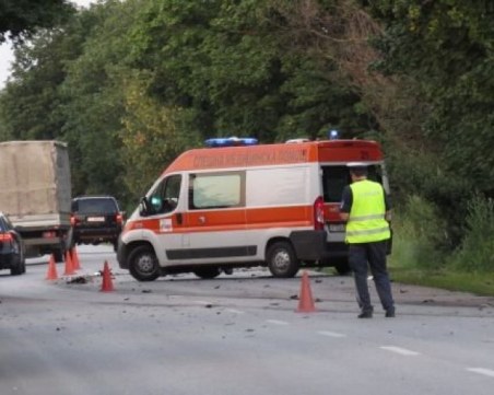 Мъж на 51 години и 25-годишно момиче от Румъния загинаха на пътя Русе - Бяла