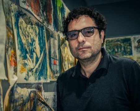 Преместиха Тео Ушев във ВМА, аниматорът е на системи