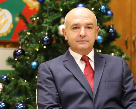 Проф. Мутафчийски: Сплотеният екип прави чудеса, благодаря Ви колеги!