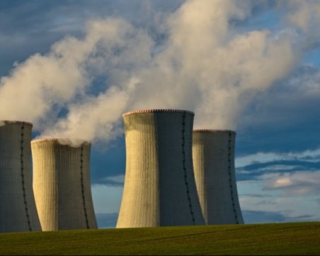 Германия спря три от последните си шест атомни централи