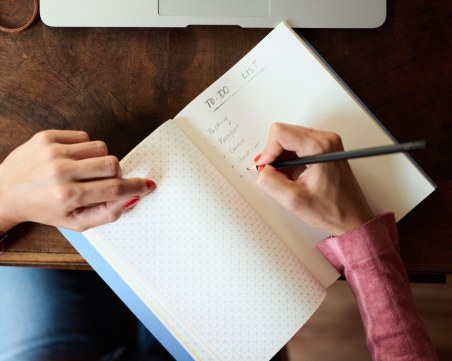 Тази вечер запишете на хартия с молив всичките си желания