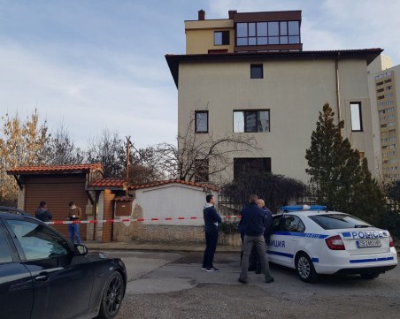 Откриха мъртъв мъж в столичен квартал,  районът е отцепен